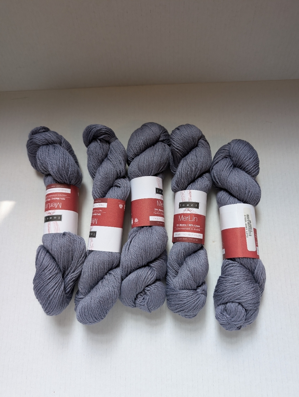Louet MerLin Wool/Linen yarn 5 x 100 grams BNWT